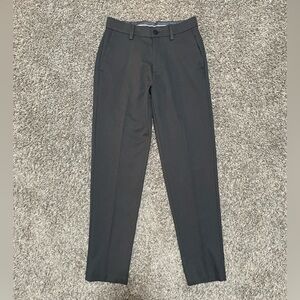 Haggar Men’s Cool Right Performance Flex Dress Pant Gray Size 28x30